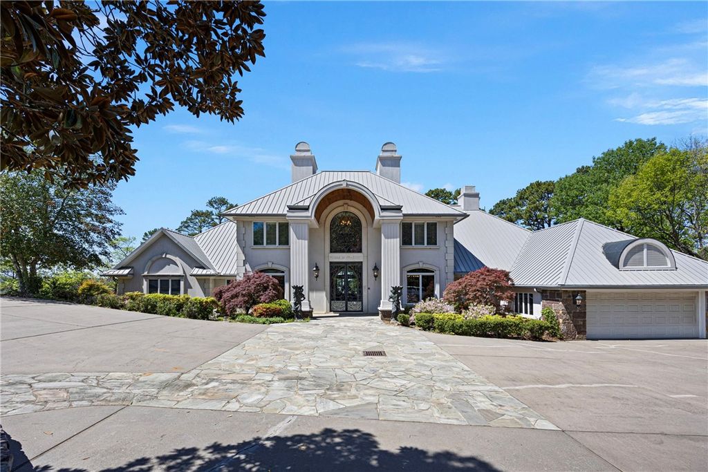 1 Rimrock Road, Russellville, AR 72802