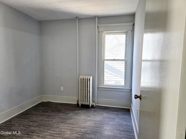 36 Hibbard Street, Amsterdam, NY 12010