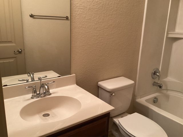 10213 Point Lobos Trail, Fort Worth, TX 76177