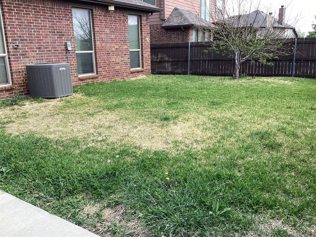 10213 Point Lobos Trail, Fort Worth, TX 76177