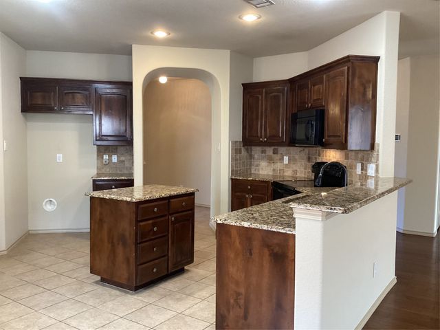 10213 Point Lobos Trail, Fort Worth, TX 76177