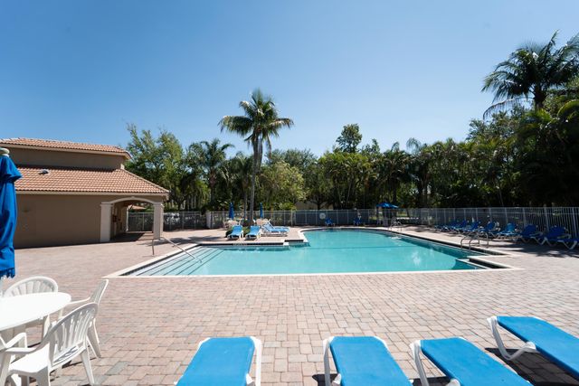 6593 Lurais Drive, Lake Worth, FL 33463