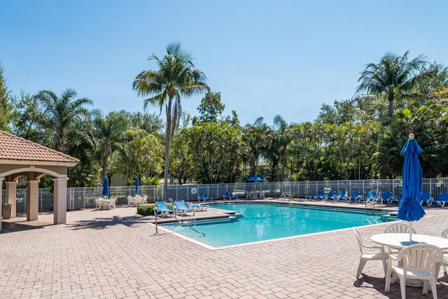 6593 Lurais Drive, Lake Worth, FL 33463