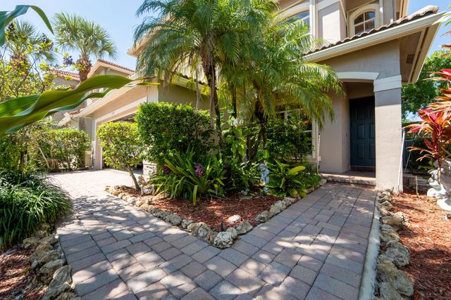 6593 Lurais Drive, Lake Worth, FL 33463