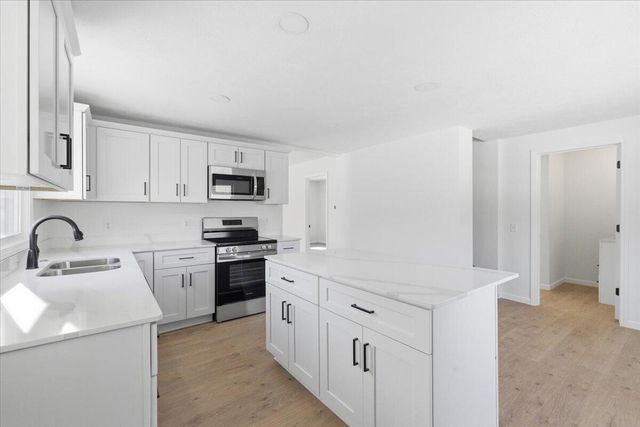 20250 STEVEN Lane, Council Bluffs, IA 51503