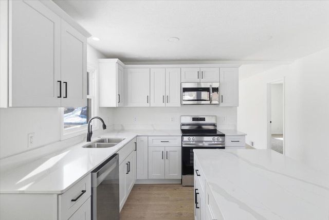 20250 STEVEN Lane, Council Bluffs, IA 51503