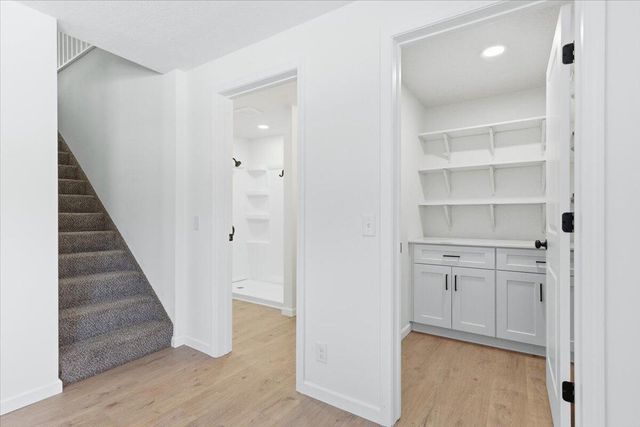 20250 STEVEN Lane, Council Bluffs, IA 51503