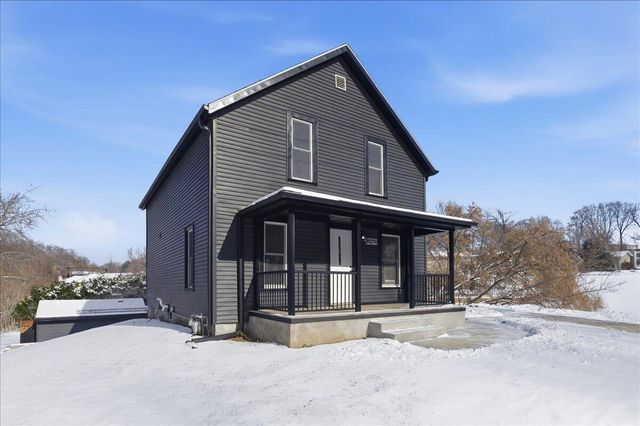 20250 STEVEN Lane, Council Bluffs, IA 51503