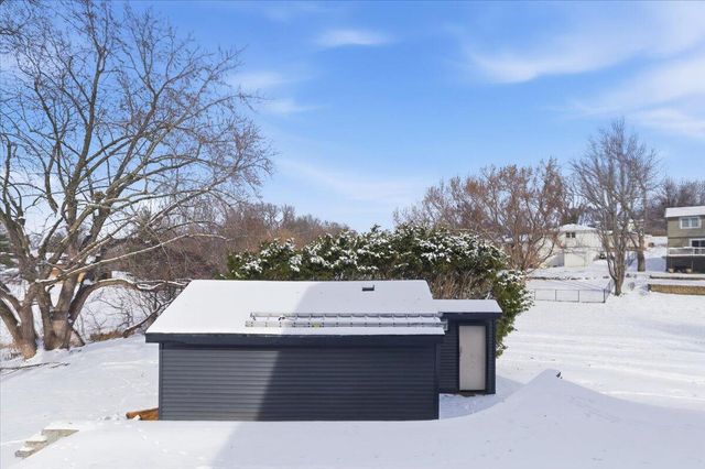 20250 STEVEN Lane, Council Bluffs, IA 51503