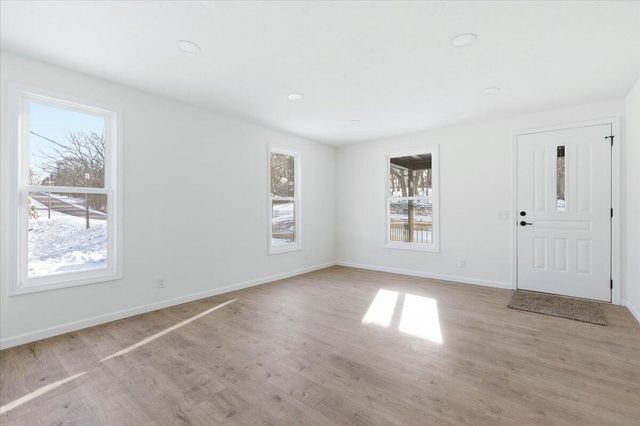 20250 STEVEN Lane, Council Bluffs, IA 51503