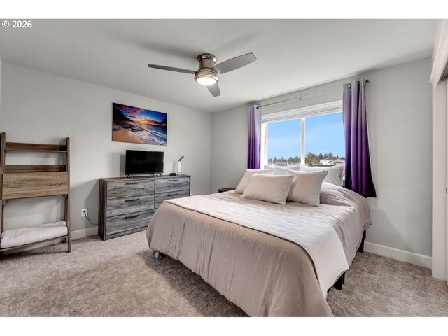 4766 S 16TH Dr, Ridgefield, WA 98642