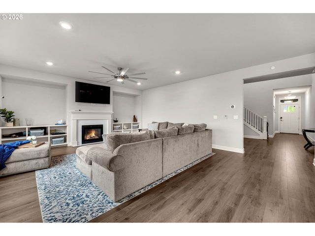 4766 S 16TH Dr, Ridgefield, WA 98642