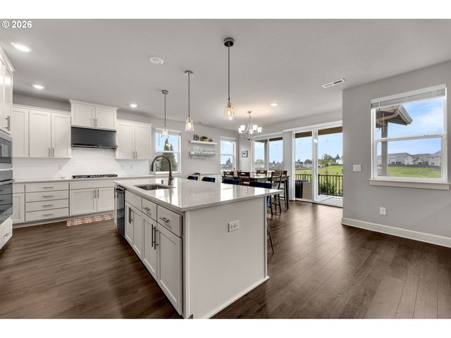 4766 S 16TH Dr, Ridgefield, WA 98642