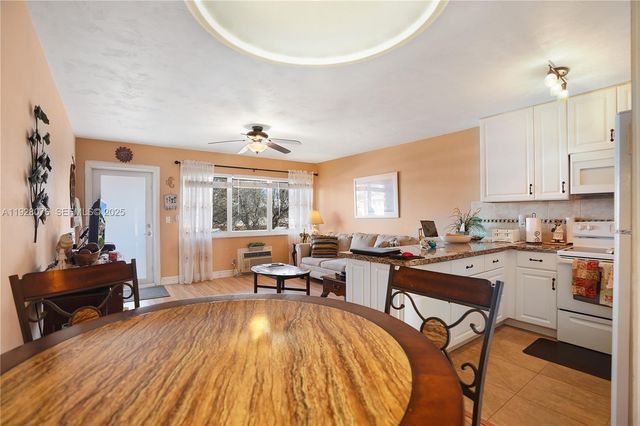 1000 SW 11th Ave 17E, Hallandale Beach, FL 33009