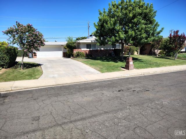 2812 Elmer Avenue, Bakersfield, CA 93308