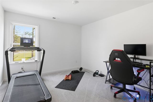 18306 Cove Creek Dr, Moseley, VA 23120
