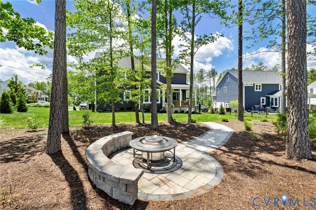 18306 Cove Creek Dr, Moseley, VA 23120