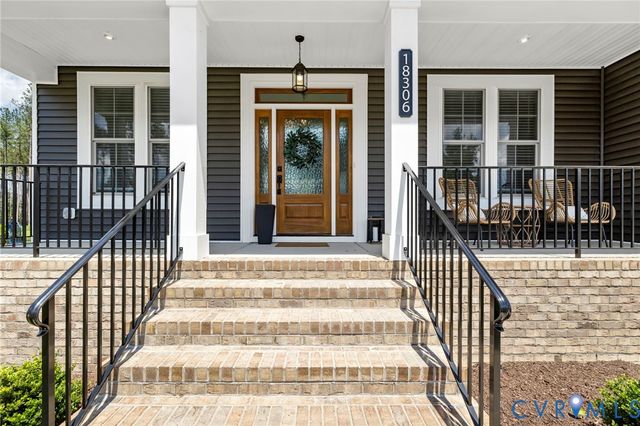 18306 Cove Creek Dr, Moseley, VA 23120