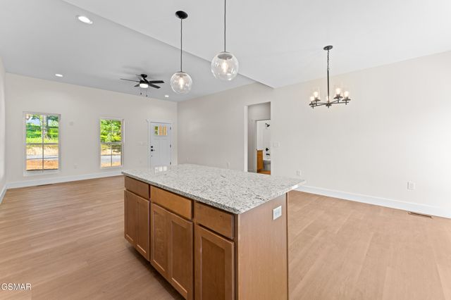 2319 Geraldine Way, Sevierville, TN 37876