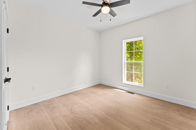 2319 Geraldine Way, Sevierville, TN 37876