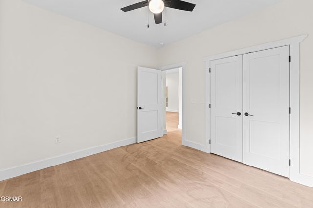 2319 Geraldine Way, Sevierville, TN 37876