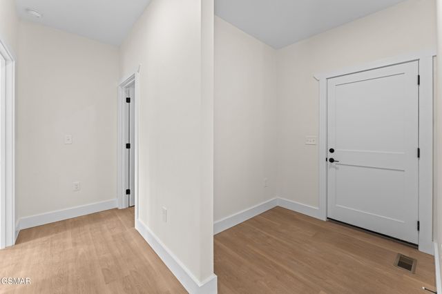 2319 Geraldine Way, Sevierville, TN 37876