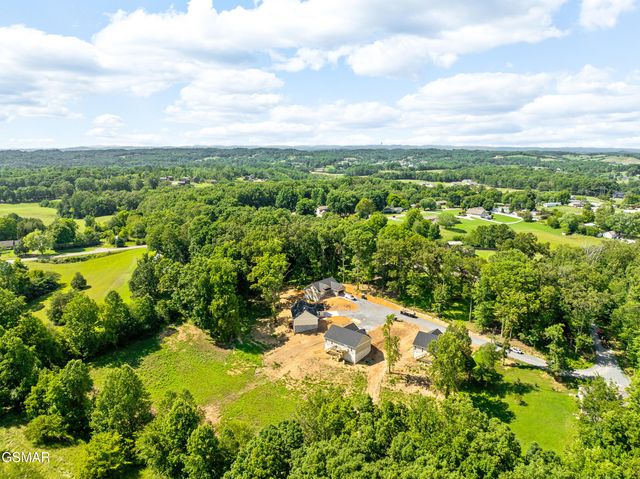 2319 Geraldine Way, Sevierville, TN 37876