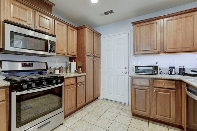 14035 Bryant, Sylmar, CA 91342