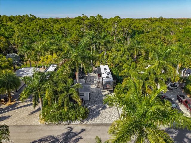 10067 Ramblewood CT, Fort Myers, FL 33905