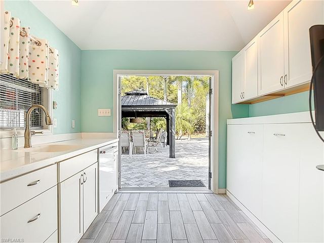 10067 Ramblewood CT, Fort Myers, FL 33905