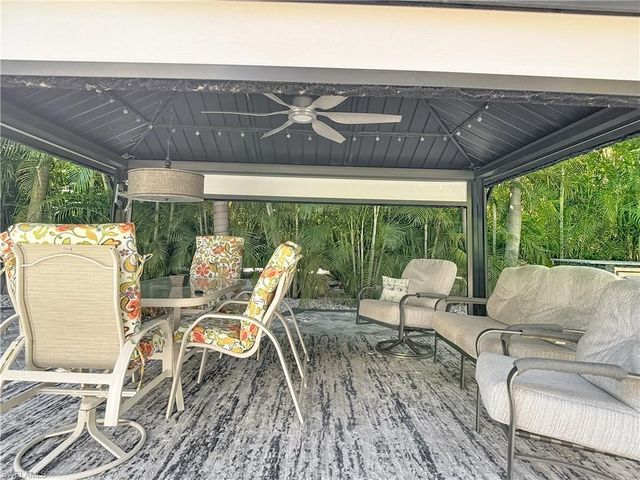 10067 Ramblewood CT, Fort Myers, FL 33905