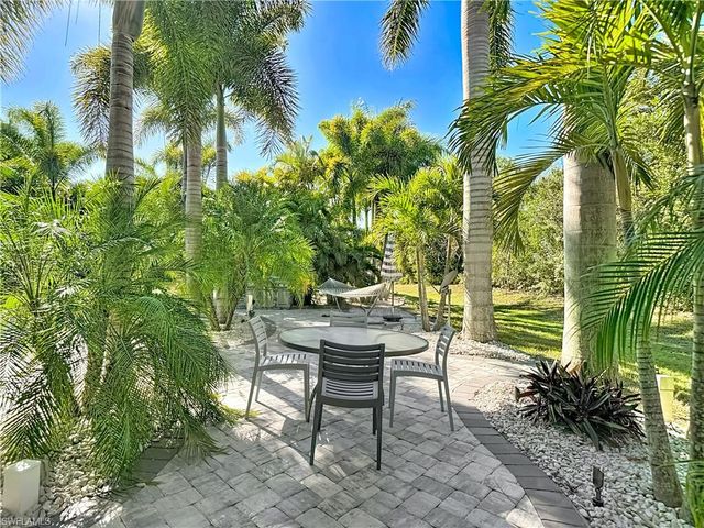 10067 Ramblewood CT, Fort Myers, FL 33905