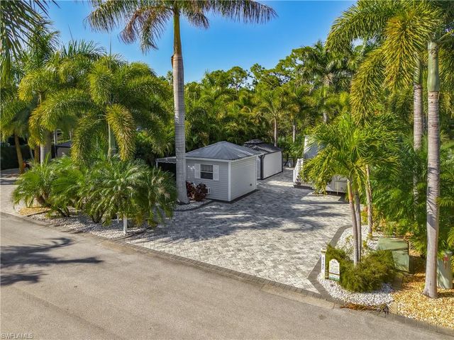 10067 Ramblewood CT, Fort Myers, FL 33905