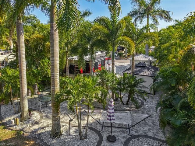 10067 Ramblewood CT, Fort Myers, FL 33905