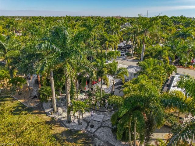 10067 Ramblewood CT, Fort Myers, FL 33905