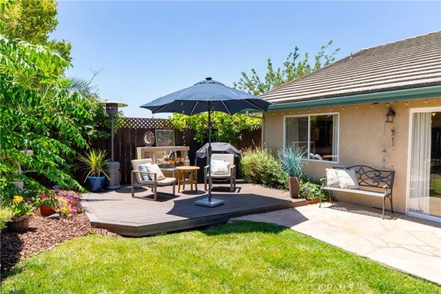 25 Rainbow Court, Templeton, CA 93465