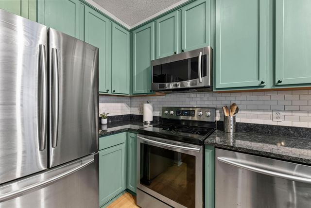 645 N 1st Street 139, Minneapolis, MN 55401