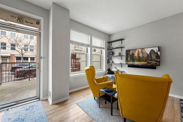 645 N 1st Street 139, Minneapolis, MN 55401