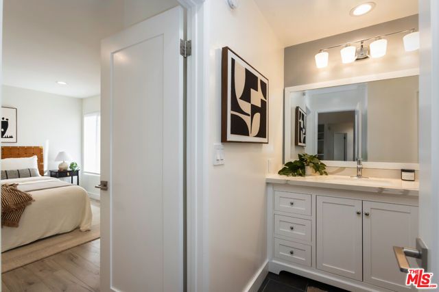 11701 Texas Avenue 308, Los Angeles, CA 90025