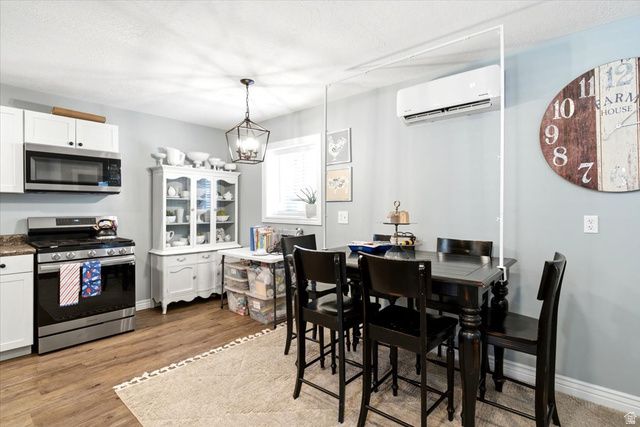 84 E 1470 S, Farmington, UT 84025