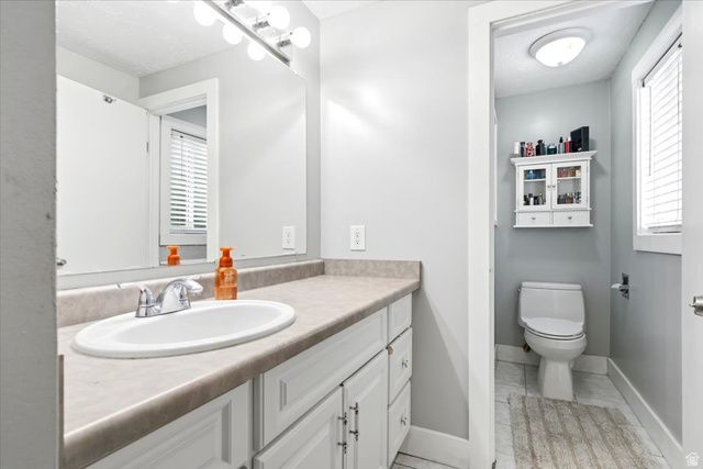 84 E 1470 S, Farmington, UT 84025