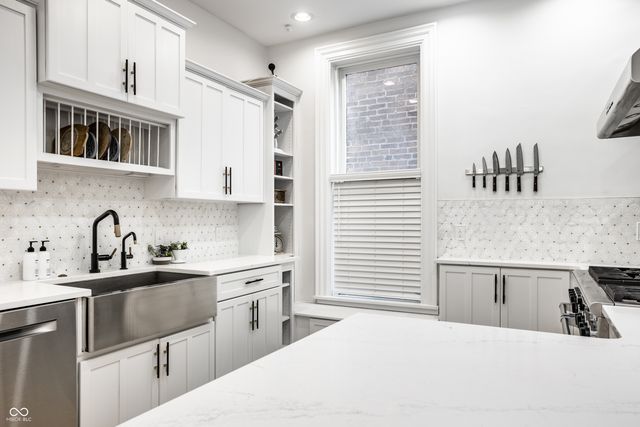 214 E St Joseph Street, Indianapolis, IN 46202