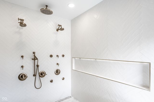 214 E St Joseph Street, Indianapolis, IN 46202