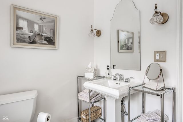 214 E St Joseph Street, Indianapolis, IN 46202