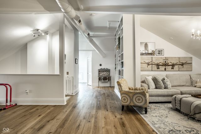 214 E St Joseph Street, Indianapolis, IN 46202