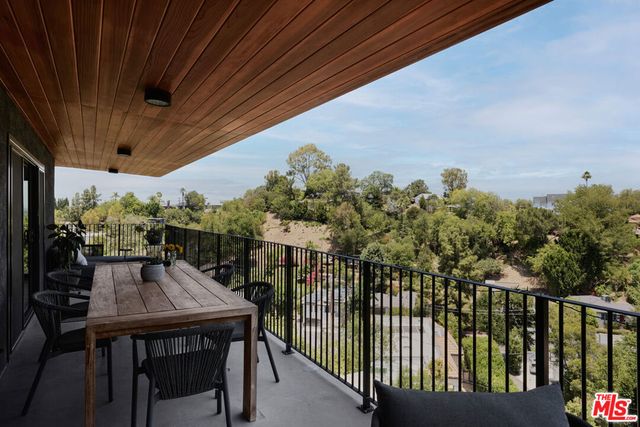 3731 Blue Canyon Drive, Studio City, CA 91604