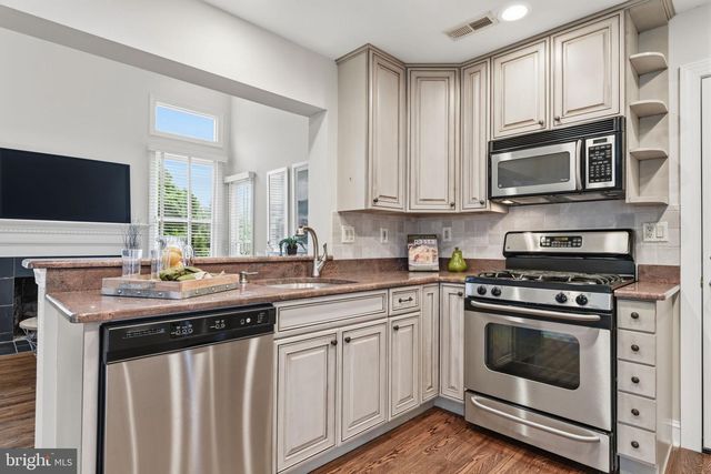 1921 KIRKBRIDE CIR, Yardley, PA 19067