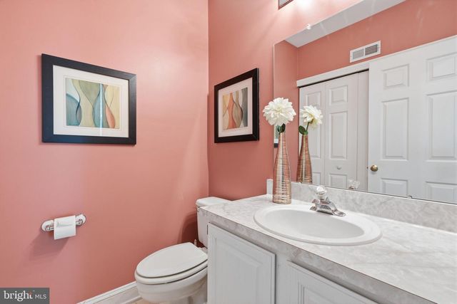 1921 KIRKBRIDE CIR, Yardley, PA 19067