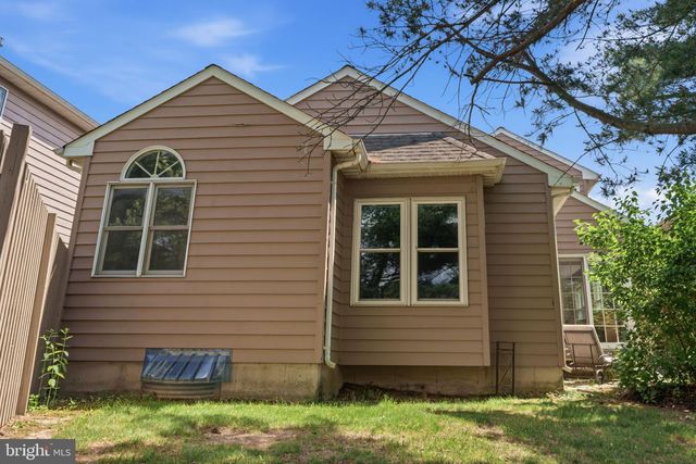 1921 KIRKBRIDE CIR, Yardley, PA 19067