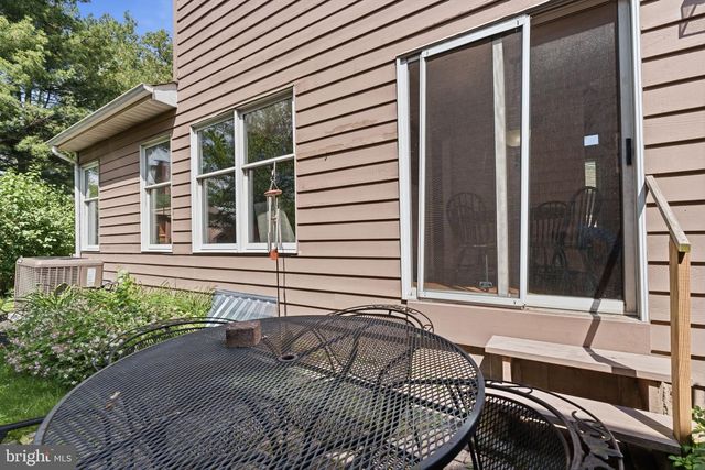 1921 KIRKBRIDE CIR, Yardley, PA 19067